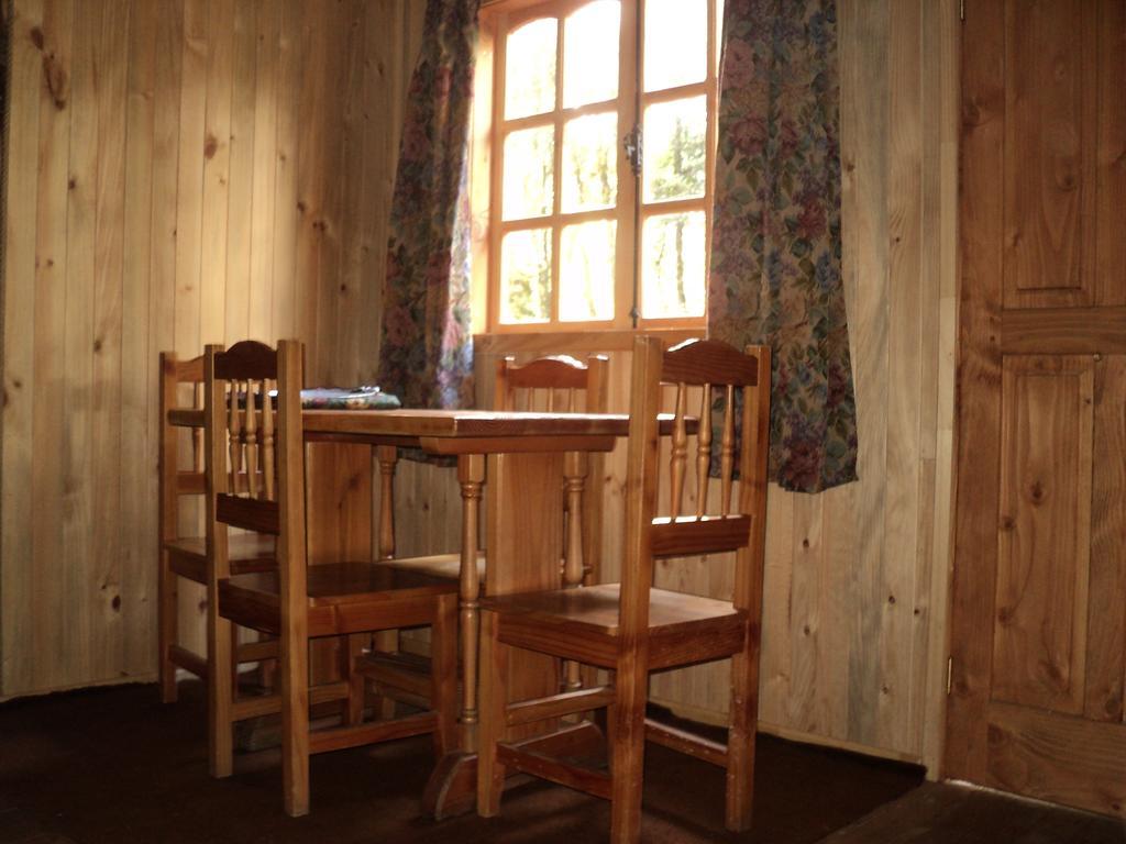 Cabana Rustica Patagonia Chilena Coñaripe Quarto foto